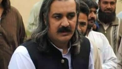 المسؤول الباكستاني: إن إغلاق الحدود مع أفغانستان لا يؤيد أي أطراف