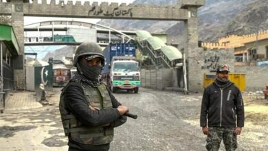 حرس الحدود الطالبان والباكستاني في معبر توركهام