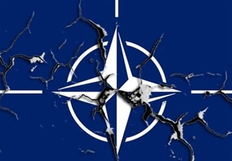 رفض مسؤول حلف الناتو بتهمة إساءة استخدام المستندات السرية