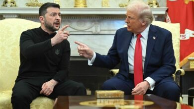 سفير طالبان السابق: خاضع لأمريكا من زيلنسكي