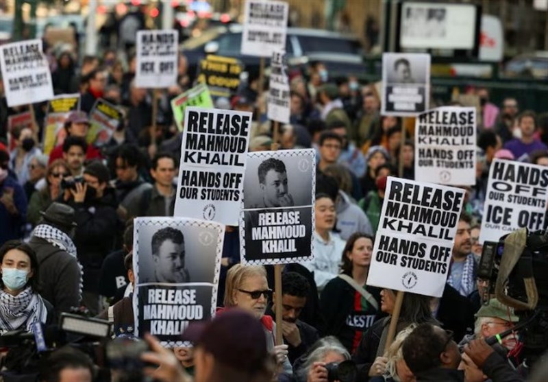 عقد مظاهرات في نيويورك احتجاجا على اعتقال الطلاب