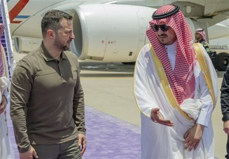 وصل زيلنسكي إلى المملكة العربية السعودية لمقابلة المسؤولين السعوديين