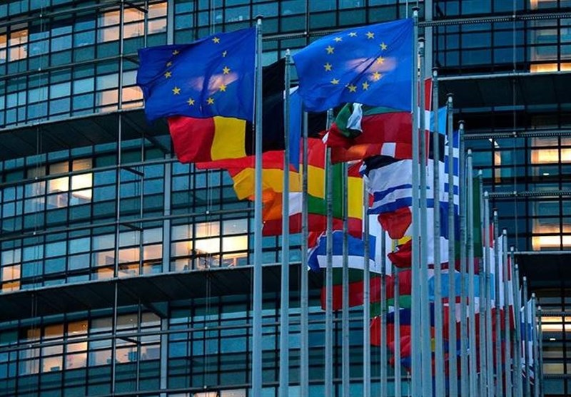 يثير الاتحاد الأوروبي والبريطانيين ضغوطًا على روسيا