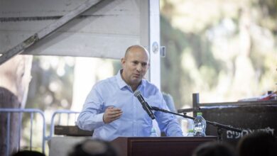 إسرائيل عشية العاصفة ؛ عودة بينيت النفثالية وهزيمة نتنياهو