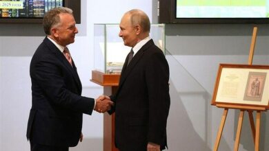 التطورات الأوكرانية | رحلة ويتاكاف إلى روسيا خطوة في اتجاه وقف إطلاق النار