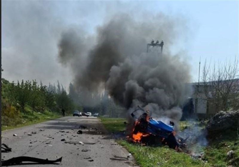 الطائرات بدون طيار الجيش الصهيوني على سيارة في جنوب لبنان