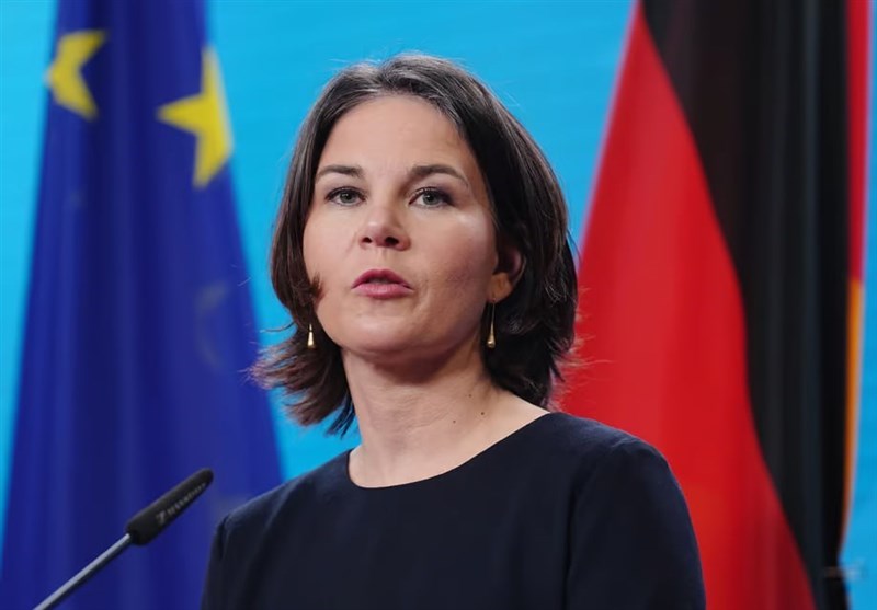 النقد الألماني للمجر لمغادرة ديفان لاهاي