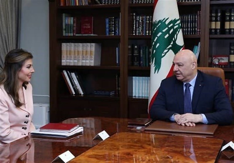 تفاصيل اجتماع واشنطن وحواره مع جوزيف آون