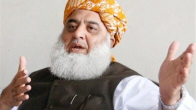 توصية فضل الرحمن للحكومة الباكستانية حول طالبي اللجوء الأفغاني