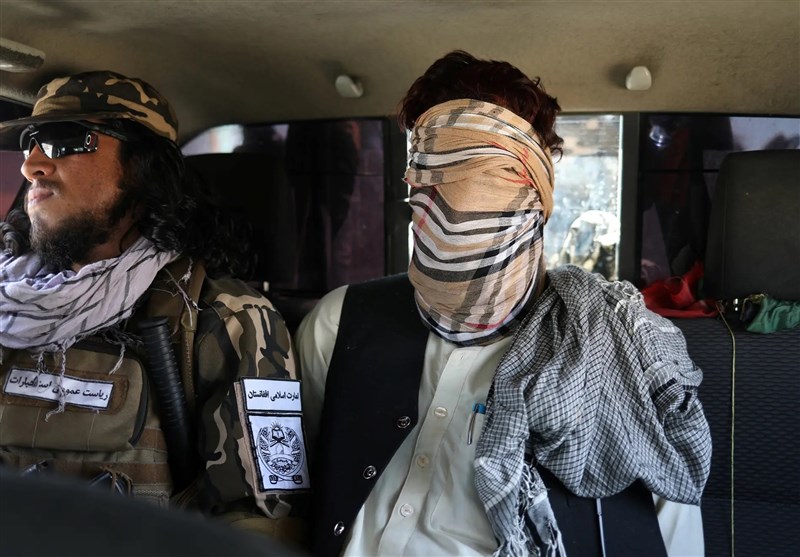 داعش الأكل. من الخداع إلى جذب المقاتلين الأجانب في أفغانستان