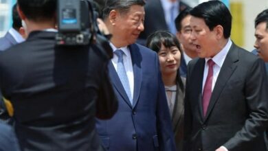 رحلة شي جين بينغ إلى فيتنام لمناقشة القضايا الاستراتيجية