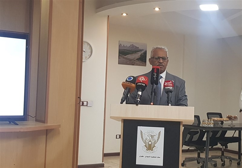 سفير السودان: تم إطلاق سراح حوالي 4700 أسير من قبل جيش السودان