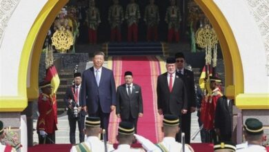 قابل شي جين بينغ مع الملك ماليزيا والتأكيد على توسيع التعاون