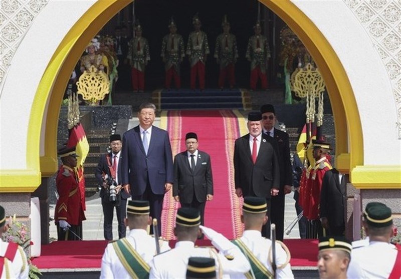 قابل شي جين بينغ مع الملك ماليزيا والتأكيد على توسيع التعاون