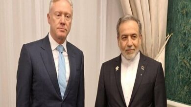 وزير الخارجية اللبناني يعتذر لنظيره الإيراني عن عدم قبول دعوة لزيارة طهران /لبنان , إيران , علاقات ثنائية , يوسف رجي , عباس عراقجي