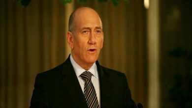 أولمرت: إسرائيل ترتكب جرائم حرب يومية في الضفة الغربية /إسرائيل , فلسطين , الضفة الغربية , جرائم حرب , أولمرت