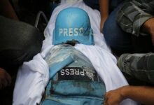 تشييع جثامين 105 شهيداً فلسطينياً في غزة بعد جريمة ‘التاج’ / غزة , الصحافة , النظام الصهيوني , شهداء , العدوان الإسرائيلي