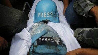 تشييع جثامين 105 شهيداً فلسطينياً في غزة بعد جريمة ‘التاج’ / غزة , الصحافة , النظام الصهيوني , شهداء , العدوان الإسرائيلي