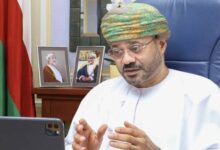 الجيش الأمريكي يطالب السفن بالابتعاد عن مضيق هرمز وسط تصاعد التوترات / عمان , بدر البوسعيدي , الخليج الفارسي , إيران , الولايات المتحدة