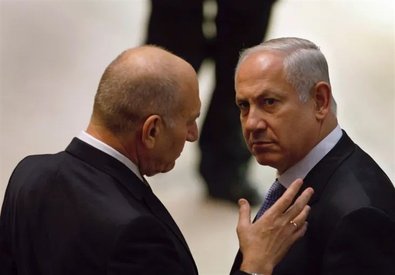 Olmert: Netanyahu is destroying Israel/he should be fired