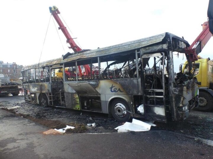 A bus and a truck collided in Senegal/ 43 people were killed and injured