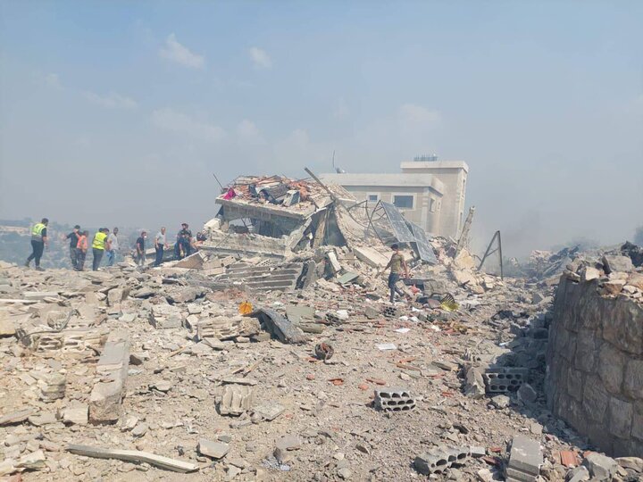 Martyrdom and wounding of 30 doctors and nurses in the invaders’ attacks on Lebanon