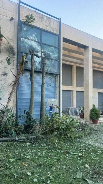 پهپاد حزبالله به پنجره اتاق خواب نتانیاهو اصابت کرد+ تصاویر