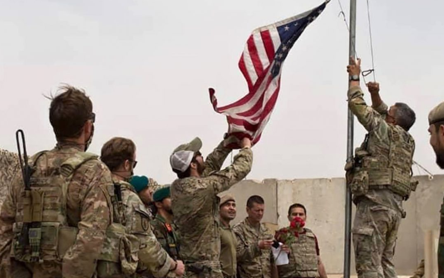 چرا «بایدن» به نفع «هریس» از رقابتهای انتخاباتی کنار کشید؟