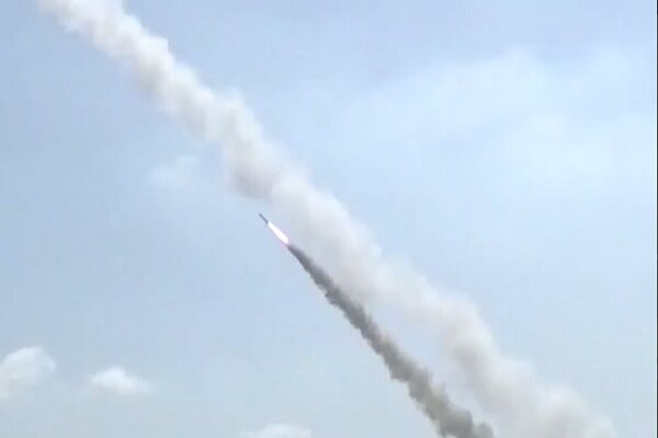 Hezbollah’s massive attacks on the gathering center of the Zionist military + video