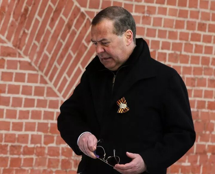 Medvedev warned NATO