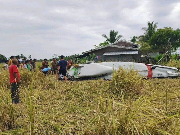 Aircraft crash in the Philippines with 2 victims