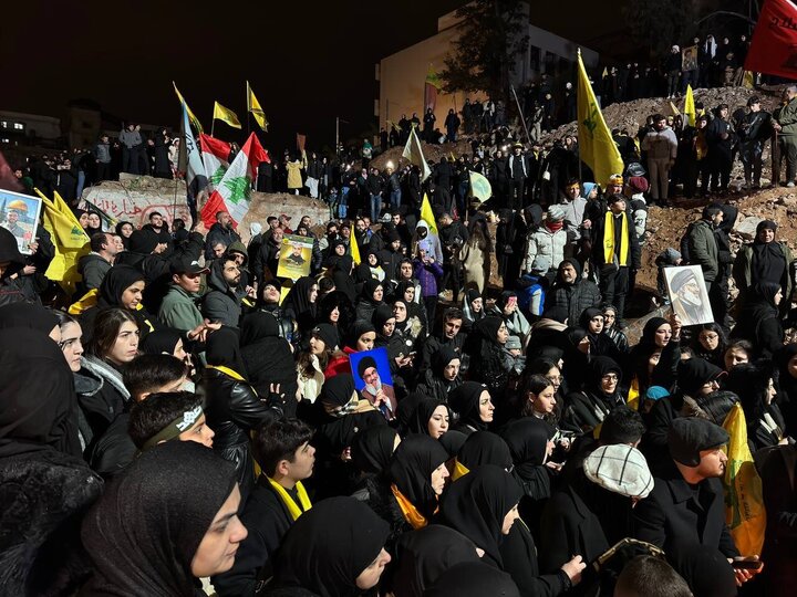 Creating a beautiful picture at the funeral of martyr Nasrallah+ Movie