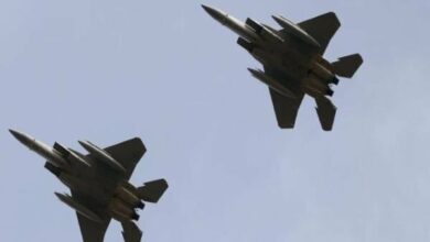 Widespread flight of American and English fighters over Sanaa