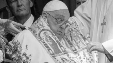 واتیکان علت درگذشت پاپ را رسانهای کرد