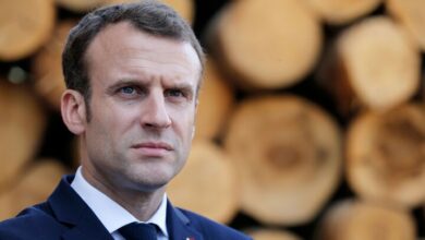 Macron: We have to show our strength and deal with US tariffs