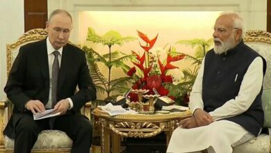 Putin Begins Official Visit to India /Vladimir Putin , Narendra Modi , India , Russia , International Relations