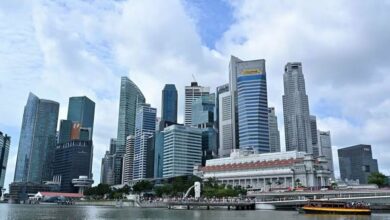 Chinese Firms Seek Refuge in Singapore Amid US Trade Tensions /Singapore , China , Trade , Tariffs , Relocation