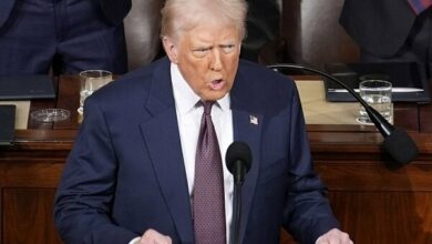 Over Half of Americans Disapprove of Trump's Performance in Second Term, Poll Shows /Donald Trump , U.S. politics , approval ratings , The Economist , YouGov