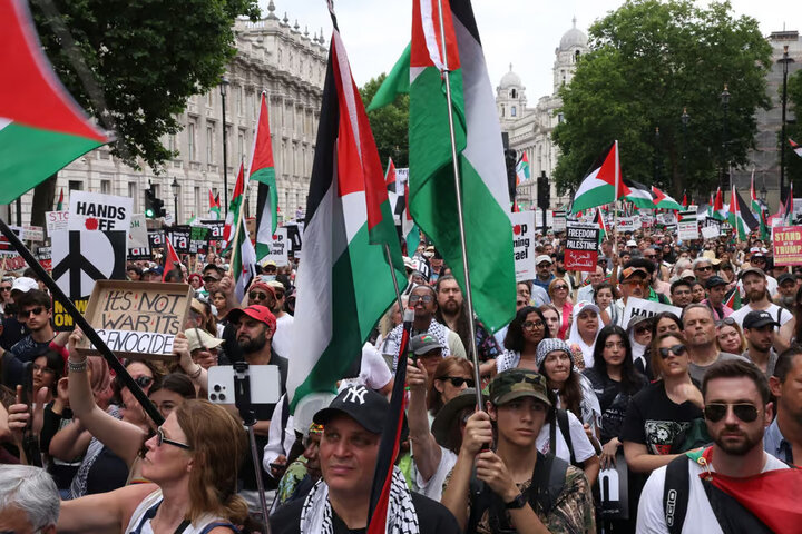 Pro-Palestine Protesters Rally in London, Condemn Israeli Actions in Gaza /Palestine , London , protest , Gaza , human rights