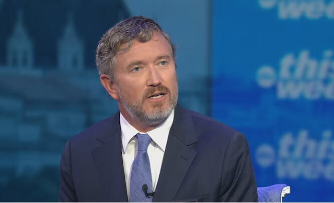 US Congressman Criticizes Trump's Iran Threat, Cites Oil and Israel as Motives /US politics , Iran , Donald Trump , Thomas Massie , oil diplomacy