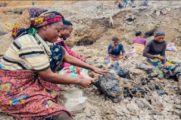 Mine Collapse in Congo Leaves Over 200 Dead /Congo , mine collapse , coltan , AFC/M23 , North Kivu