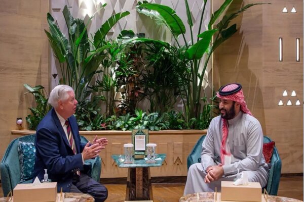 Saudi Crown Prince Meets US Senator Lindsey Graham in Riyadh /Saudi Arabia , United States , Mohammed bin Salman , Lindsey Graham , Riyadh