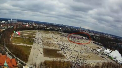 German Newspaper Questions Munich Police Claims on Pro-Pahlavi Rally Size /Munich Police , Pahlavi Supporters , Süddeutsche Zeitung , Rally Attendance , Crowd Analysis