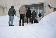 Heavy Snowfall Mars Start of Crucial Japanese Lower House Election /Japanese election , Sanae Takaichi , Liberal Democratic Party , heavy snow , Japanese parliament