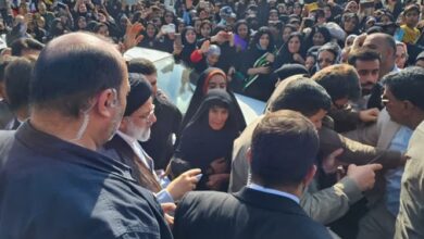استقبال بینظیر مردم از رئیسی در فرودگاه بم+فیلم و عکس