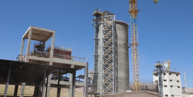سرمایهگذاری یک هزار میلیاردی در کارخانه سیمان سفید ازنا