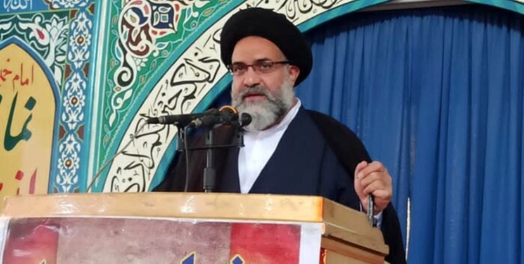 آیتالله حسینی: سد آبریز و سقاوه در دستور کار بررسی کارشناسان قرار گیرند