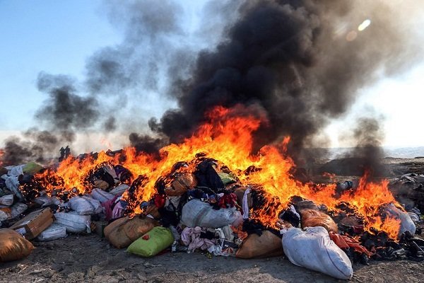 انهدام ۲۵۹ تن کالای قاچاق در تهران/ عمده کالاها سریعالفساد هستند