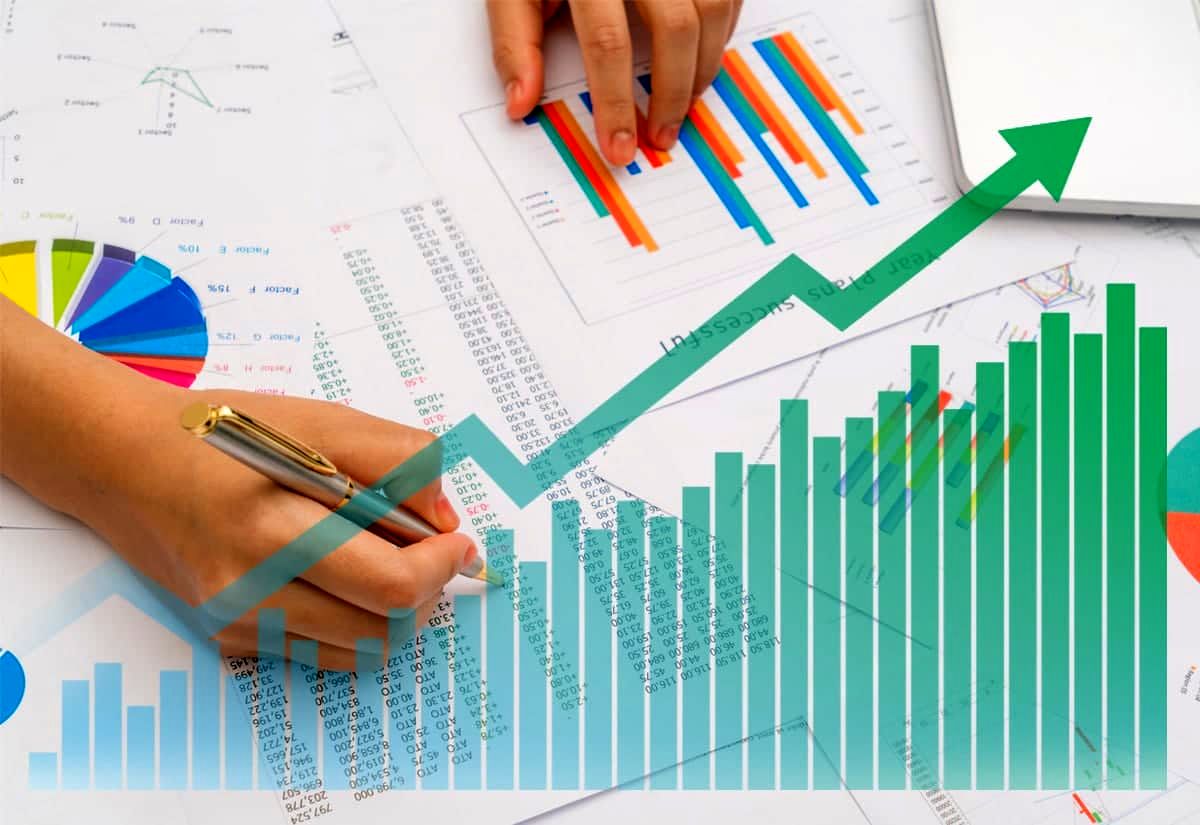 اولین کندل مثبت شاخص کل بعد از ۸ روز معاملاتی / گزارشهای ۳ ماهه به داد بازار سهام میرسد؟