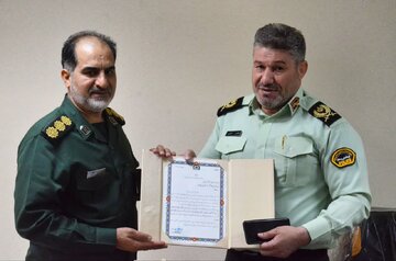 بازدید فرمانده انتظامی لرستان از باغ موزه دفاع مقدس خرمآباد